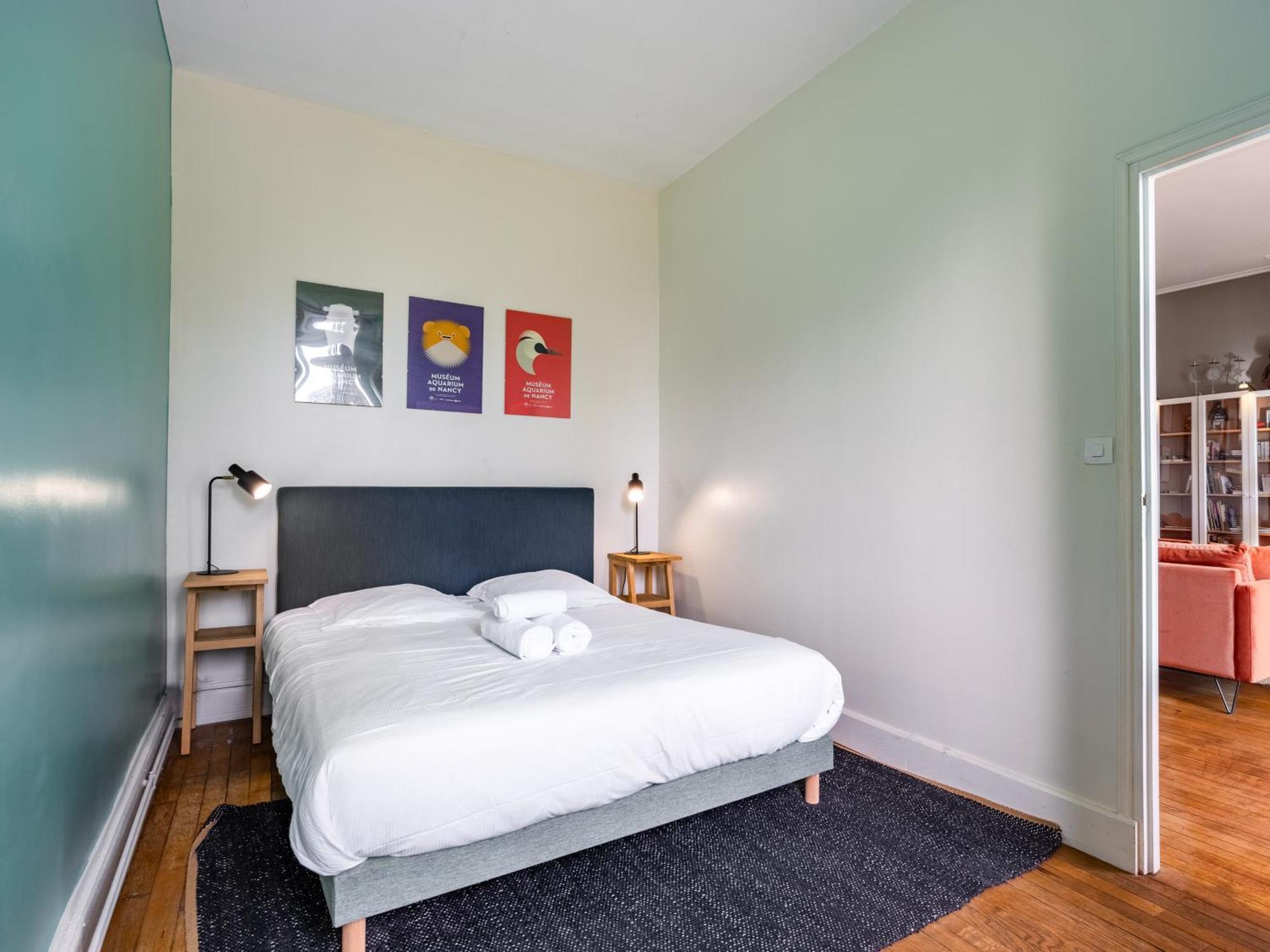 Le Chic D'adam - A Cote Du Parc De La Pepiniere Apartment