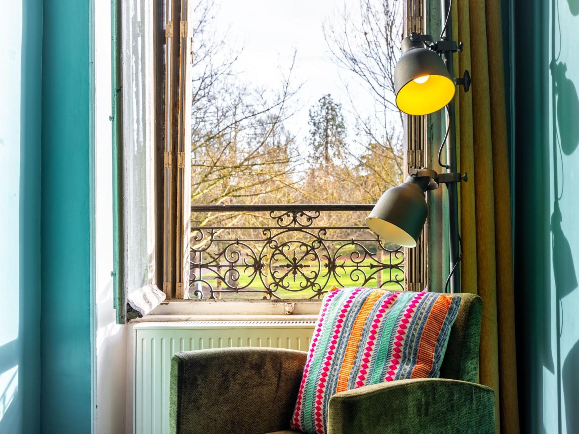 Le Chic D'adam - A Cote Du Parc De La Pepiniere Apartment *